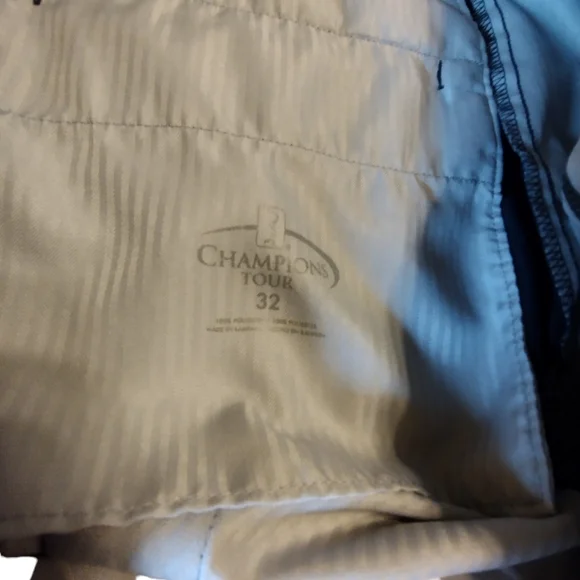 EUC PGA Champion Tour Dark Blue golf shorts - Picture 4 of 7